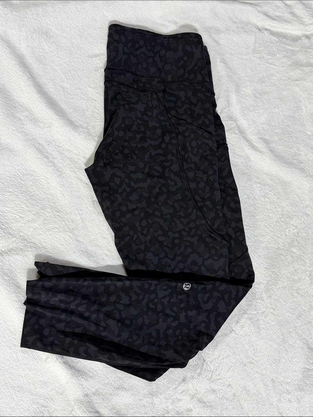 Lululemon Fast & free crops SZ 10